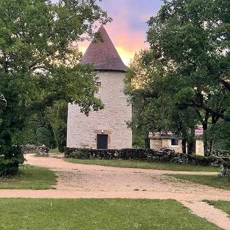 Domaine De Moulin-phare De Charme Au Coeur Du Lot منزل ريفي *